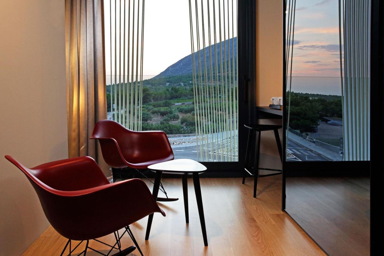 Lifestyle Hotel Vitar - Adults Only Бол Экстерьер фото
